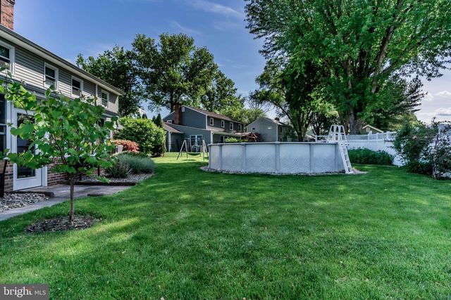 3807 HEARTHSTONE RD, Camp Hill, PA 17011