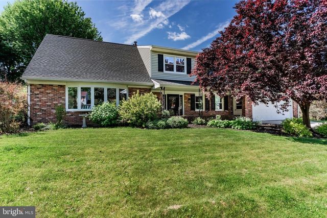 3807 HEARTHSTONE RD, Camp Hill, PA 17011