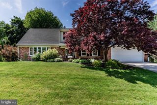 3807 HEARTHSTONE RD, Camp Hill, PA 17011