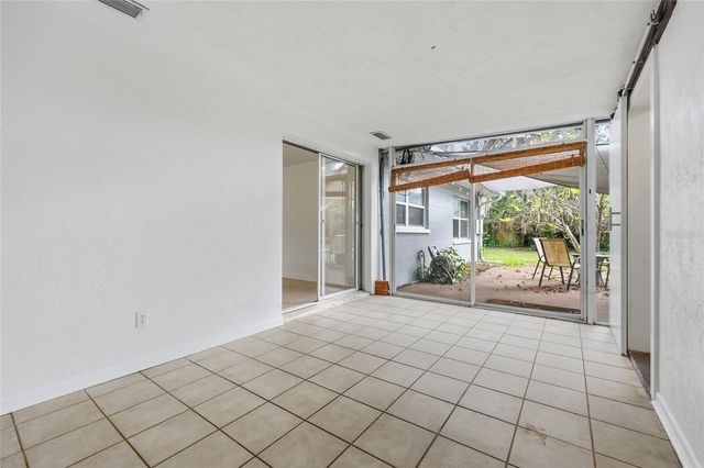 1215 NE 21ST AVENUE, Gainesville, FL 32609