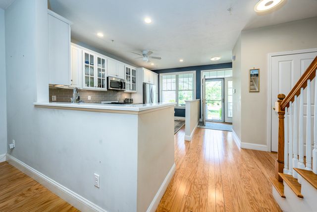 14 Stony Brook Drive, Mashpee, MA 02649