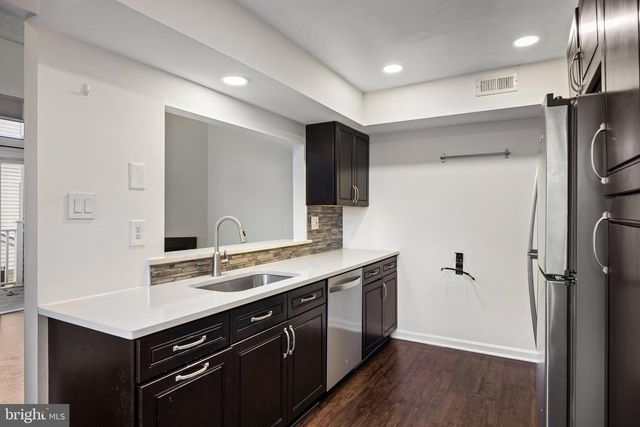 806 GREGORYS WAY, Voorhees, NJ 08043