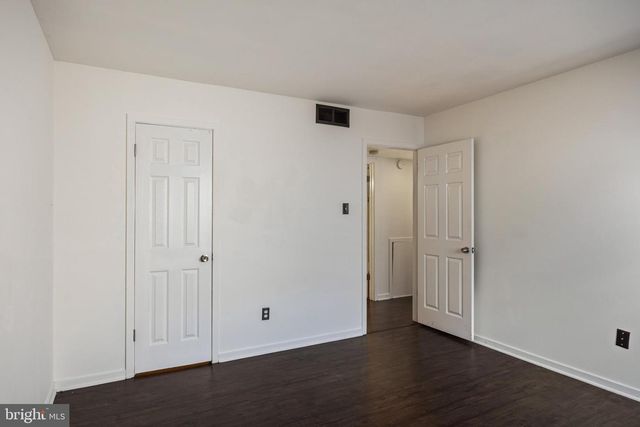 806 GREGORYS WAY, Voorhees, NJ 08043