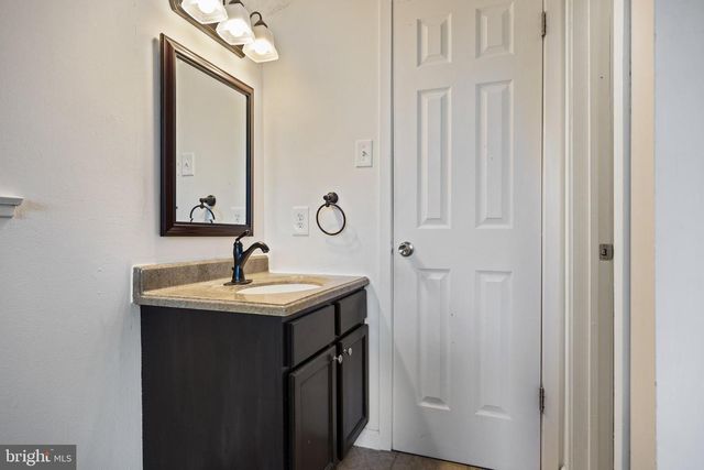 806 GREGORYS WAY, Voorhees, NJ 08043