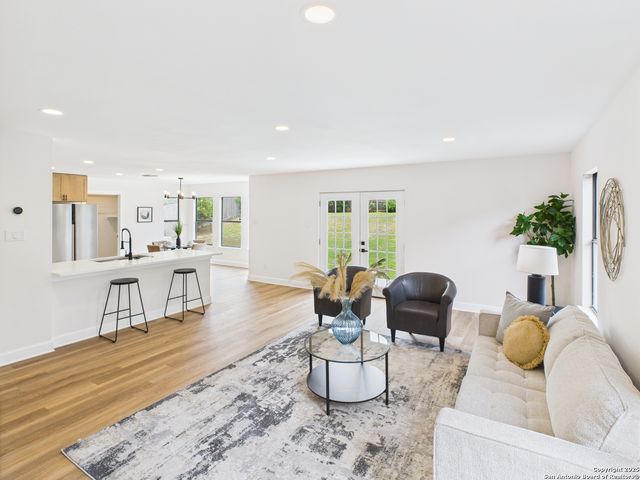 4933 Corian Well, San Antonio, TX 78247