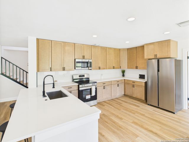 4933 Corian Well, San Antonio, TX 78247