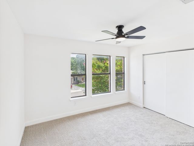 4933 Corian Well, San Antonio, TX 78247