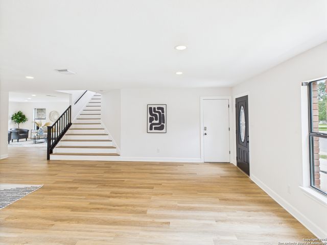 4933 Corian Well, San Antonio, TX 78247
