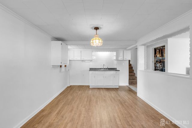 104 Tracy Drive, Fords, NJ 08863