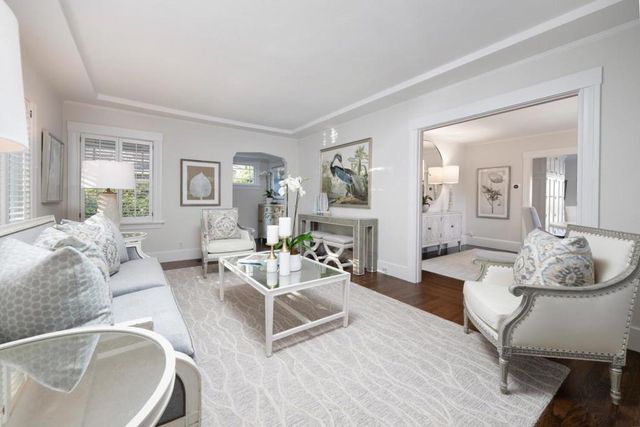 812 Newhall Road, Burlingame, CA 94010