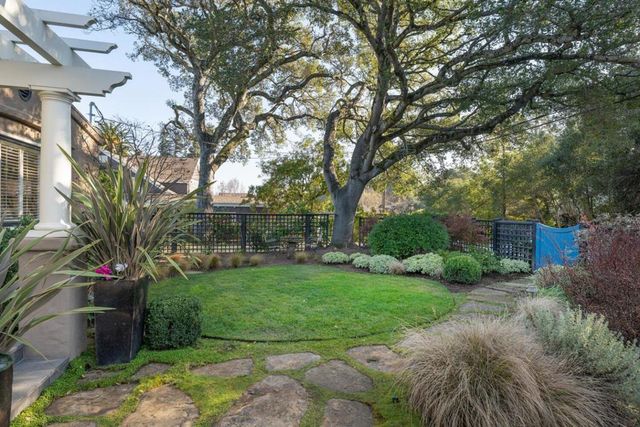 812 Newhall Road, Burlingame, CA 94010