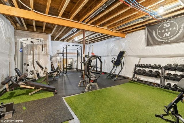 4653 SE Grosbeak Point, West Des Moines, IA 50265