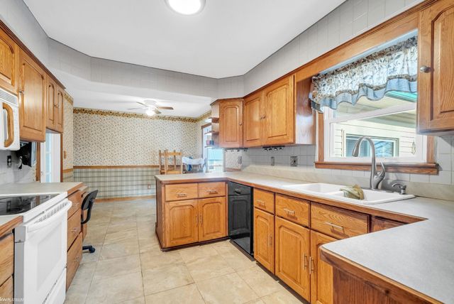 9505 Dolan Road, Columbus Twp, MI 48063