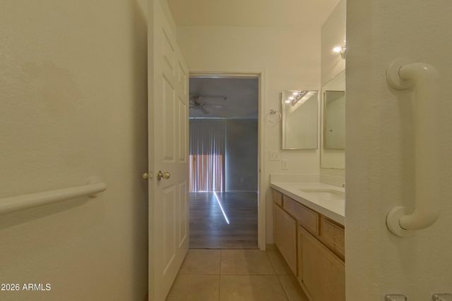 4925 E DESERT COVE Avenue 127, Scottsdale, AZ 85254