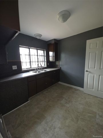 18432 Greenfield Road, Detroit, MI 48235