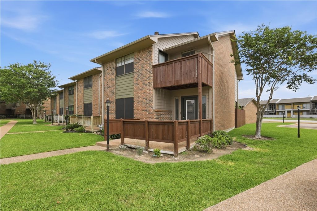2400 Longmire Drive 105, College Station, TX 77845 — exterior