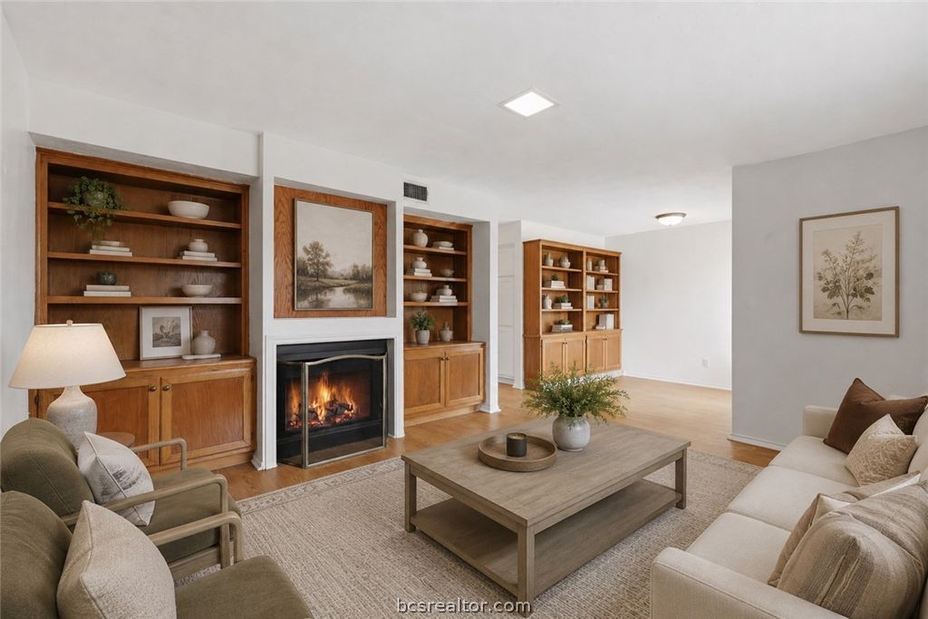 2400 Longmire Drive 105, College Station, TX 77845 — photo 4