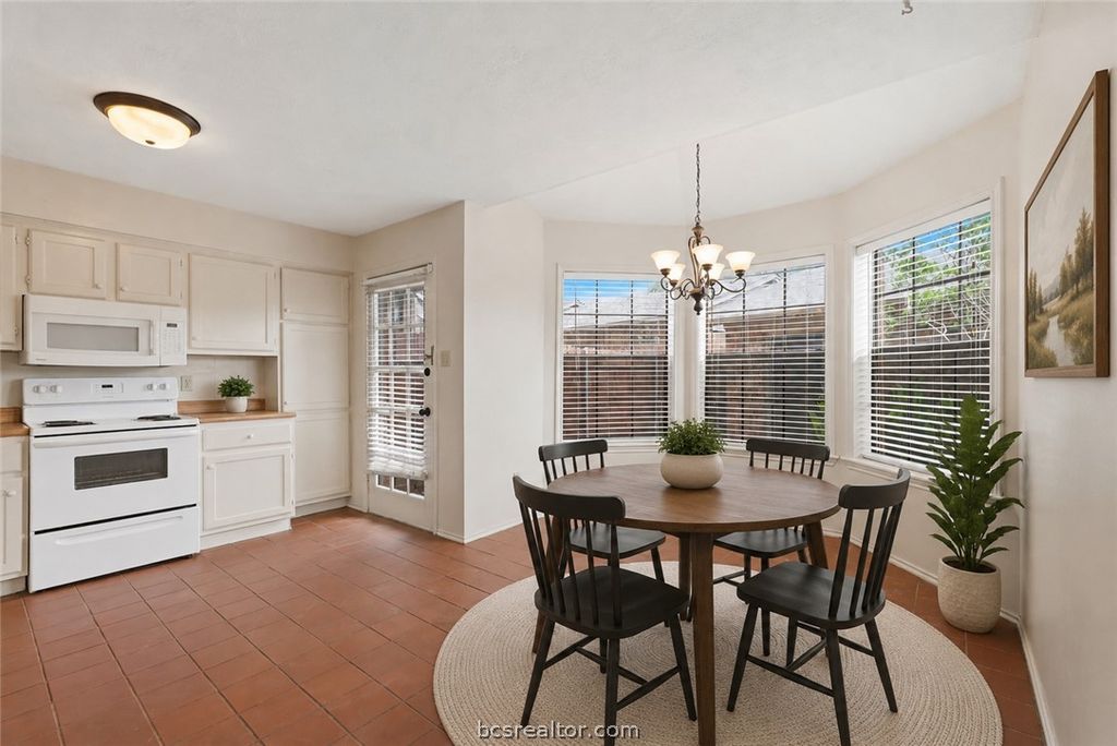 2400 Longmire Drive 105, College Station, TX 77845 — photo 5