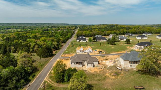 2 Bella View Dr, Greenbrier, AR 72058