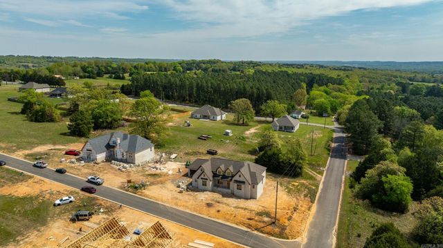 2 Bella View Dr, Greenbrier, AR 72058