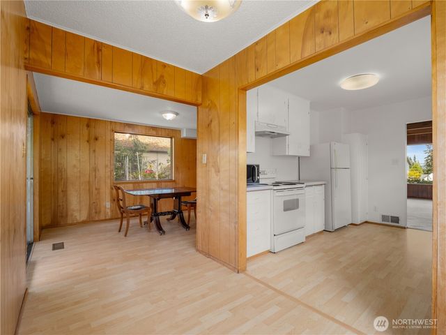 5704 N Ruby Street, Tacoma, WA 98407