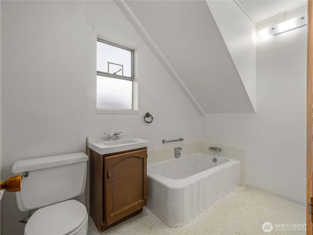 5704 N Ruby Street, Tacoma, WA 98407