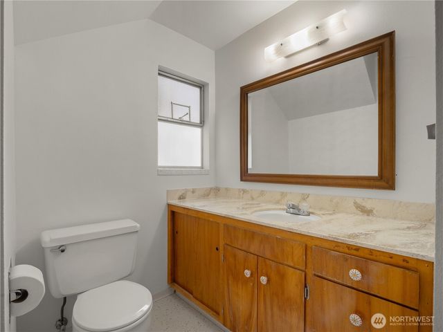 5704 N Ruby Street, Tacoma, WA 98407