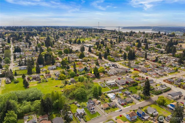5704 N Ruby Street, Tacoma, WA 98407