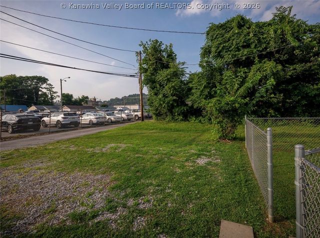 417 Beauregard Street, Charleston, WV 25301