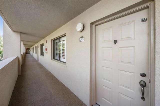 3076 EASTLAND BOULEVARD 305, Clearwater, FL 33761