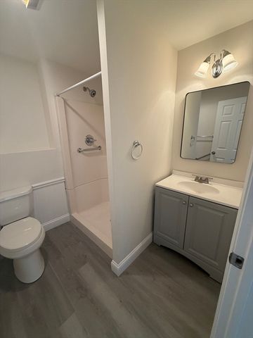 25 Thayer St, Methuen, MA 01844