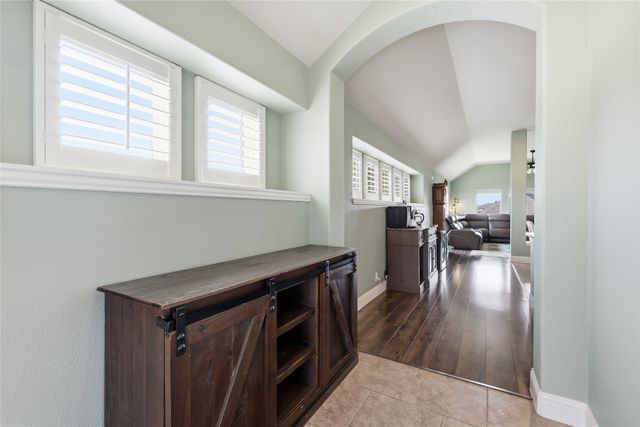 1068 English Oak Drive, Burleson, TX 76028