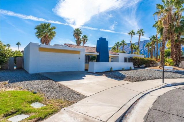 1123 E El Cid, Palm Springs, CA 92262