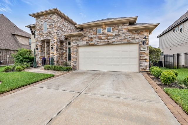 7211 Julie Pond Lane, Spring, TX 77389
