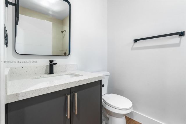 1445 NW 42nd St, Miami, FL 33142