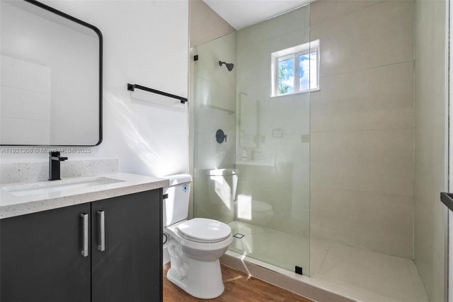 1445 NW 42nd St, Miami, FL 33142