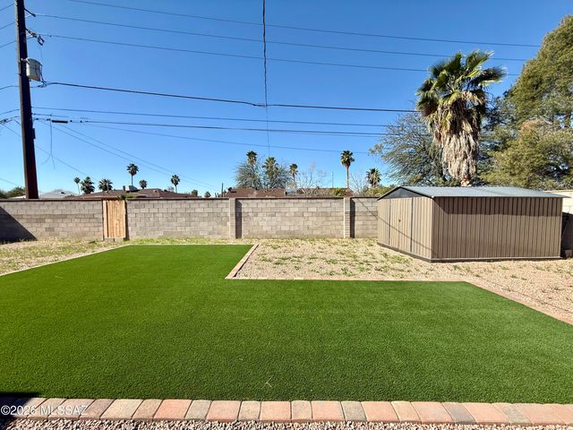 410 S Grinnell Avenue, Tucson, AZ 85710