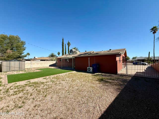 410 S Grinnell Avenue, Tucson, AZ 85710