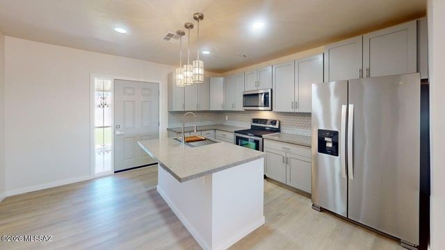 410 S Grinnell Avenue, Tucson, AZ 85710