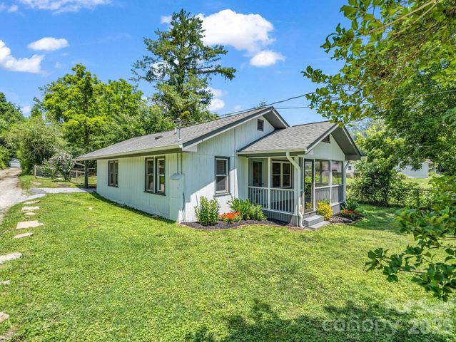 112 Resort Street 6, Hendersonville, NC 28792