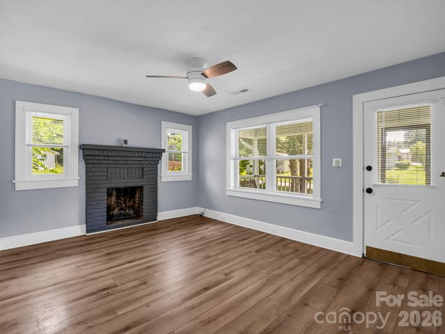 112 Resort Street 6, Hendersonville, NC 28792