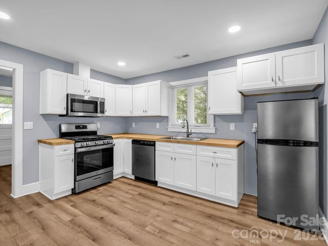 112 Resort Street 6, Hendersonville, NC 28792