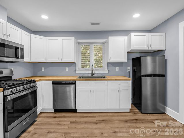 112 Resort Street 6, Hendersonville, NC 28792