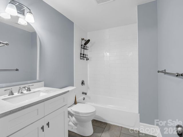 112 Resort Street 6, Hendersonville, NC 28792