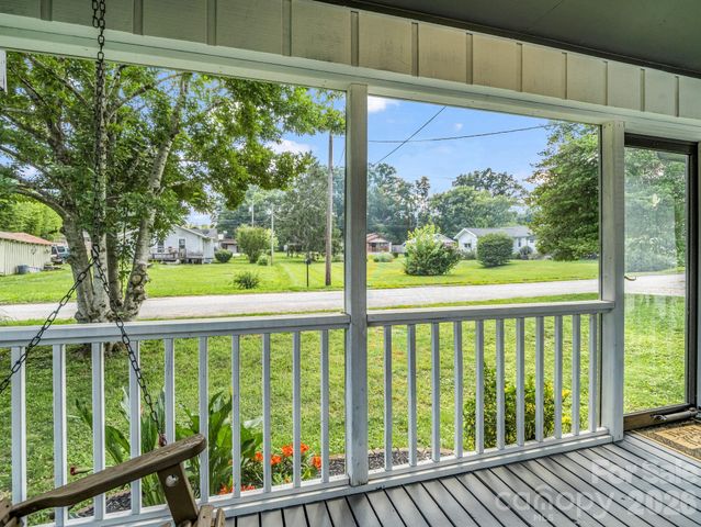 112 Resort Street 6, Hendersonville, NC 28792