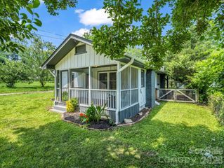 112 Resort Street 6, Hendersonville, NC 28792
