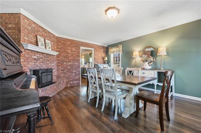 4455 Langhorne Drive, Winston-salem, NC 27106