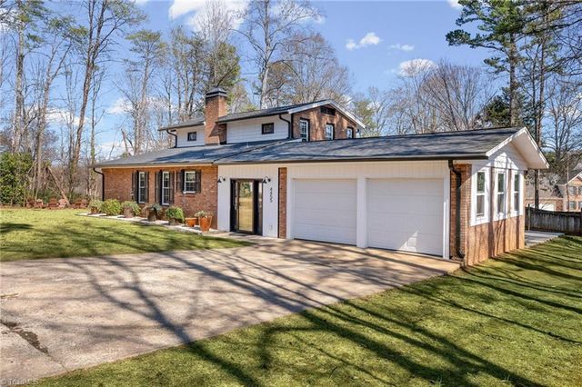 4455 Langhorne Drive, Winston-salem, NC 27106