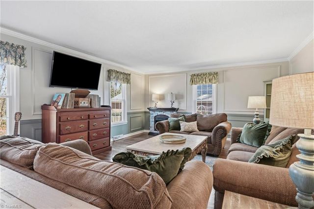 4455 Langhorne Drive, Winston-salem, NC 27106