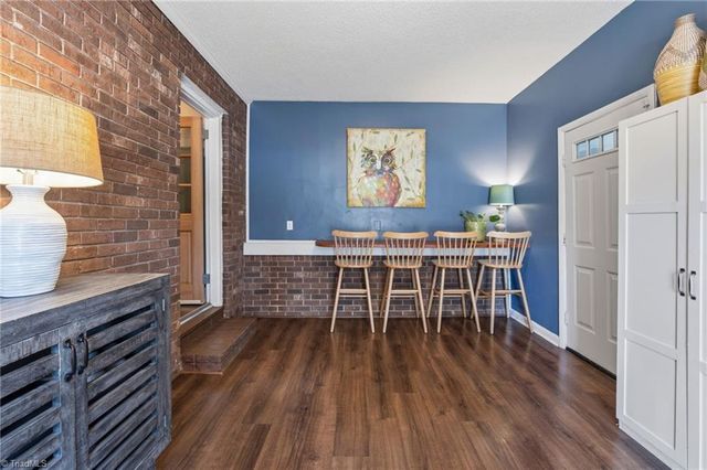 4455 Langhorne Drive, Winston-salem, NC 27106